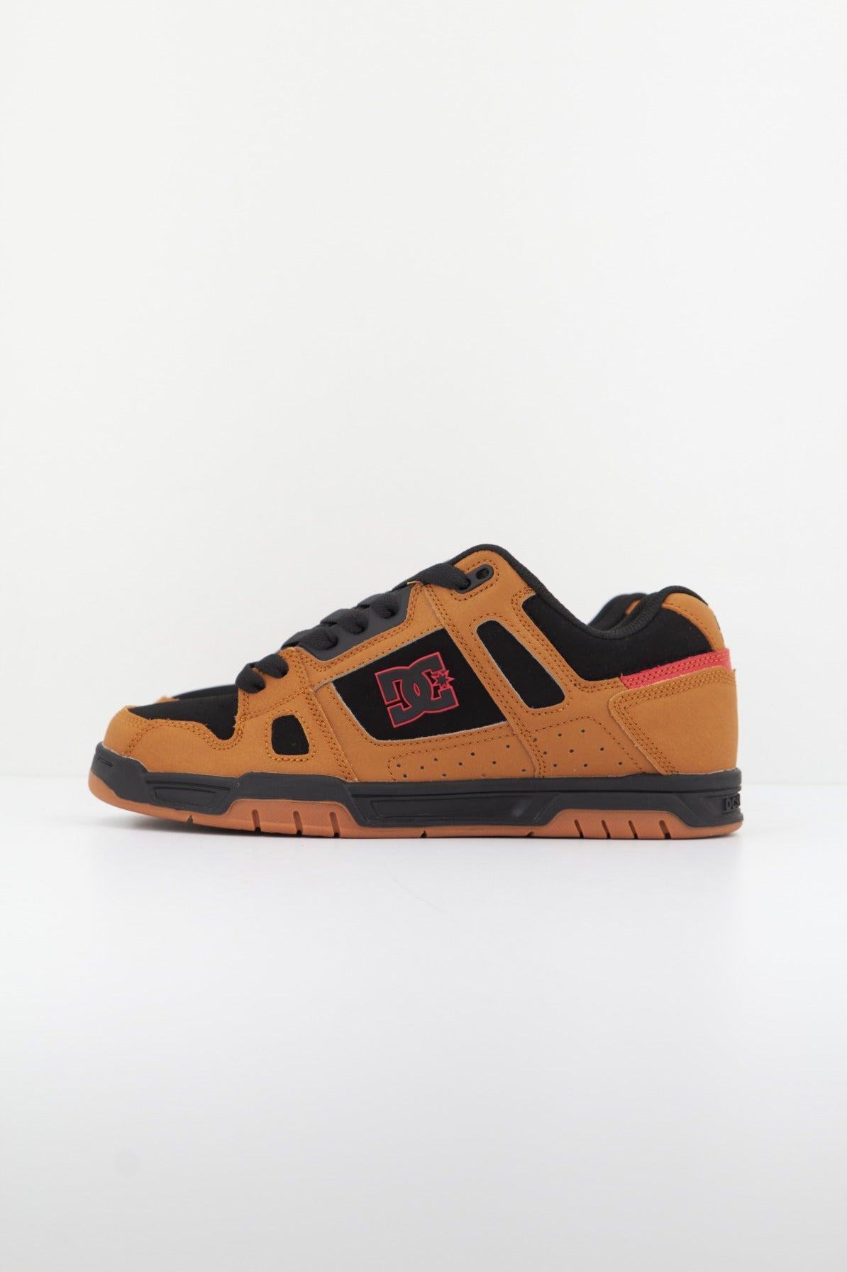 DC STAG M SHOE en color MARRON (1)