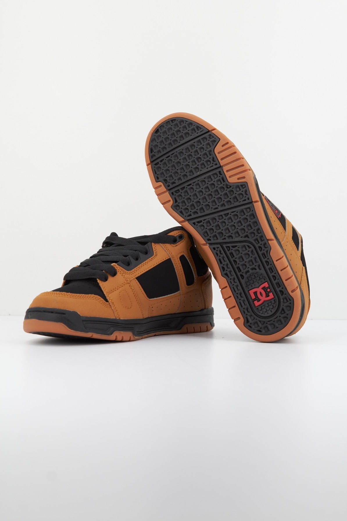 DC STAG M SHOE en color MARRON (4)
