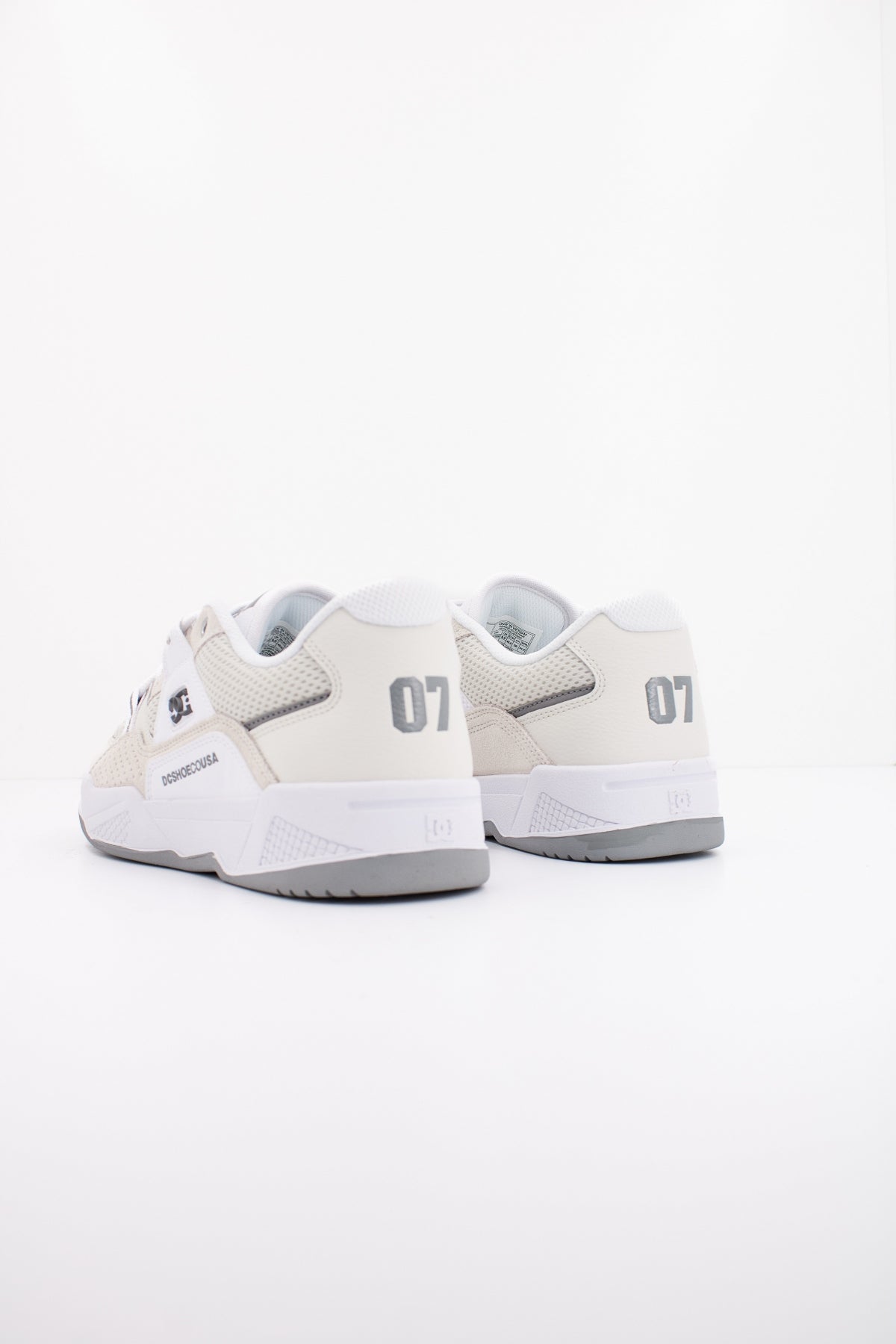 DC CONSTRUCT en color BLANCO (3)