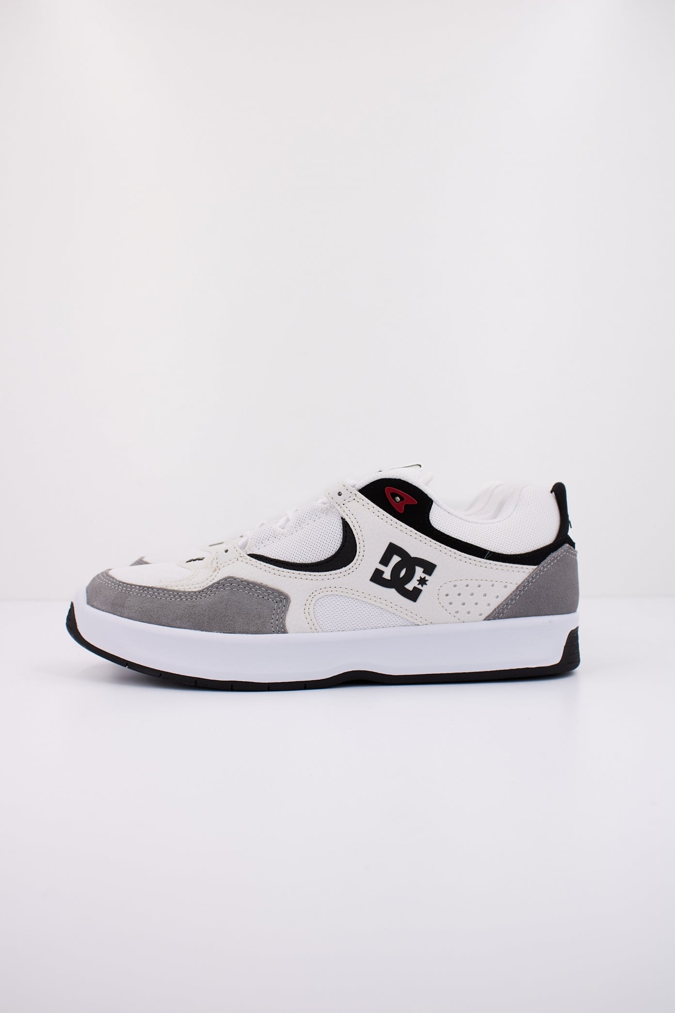 DC KALYNX ZERO SHOE en color BLANCO (1)