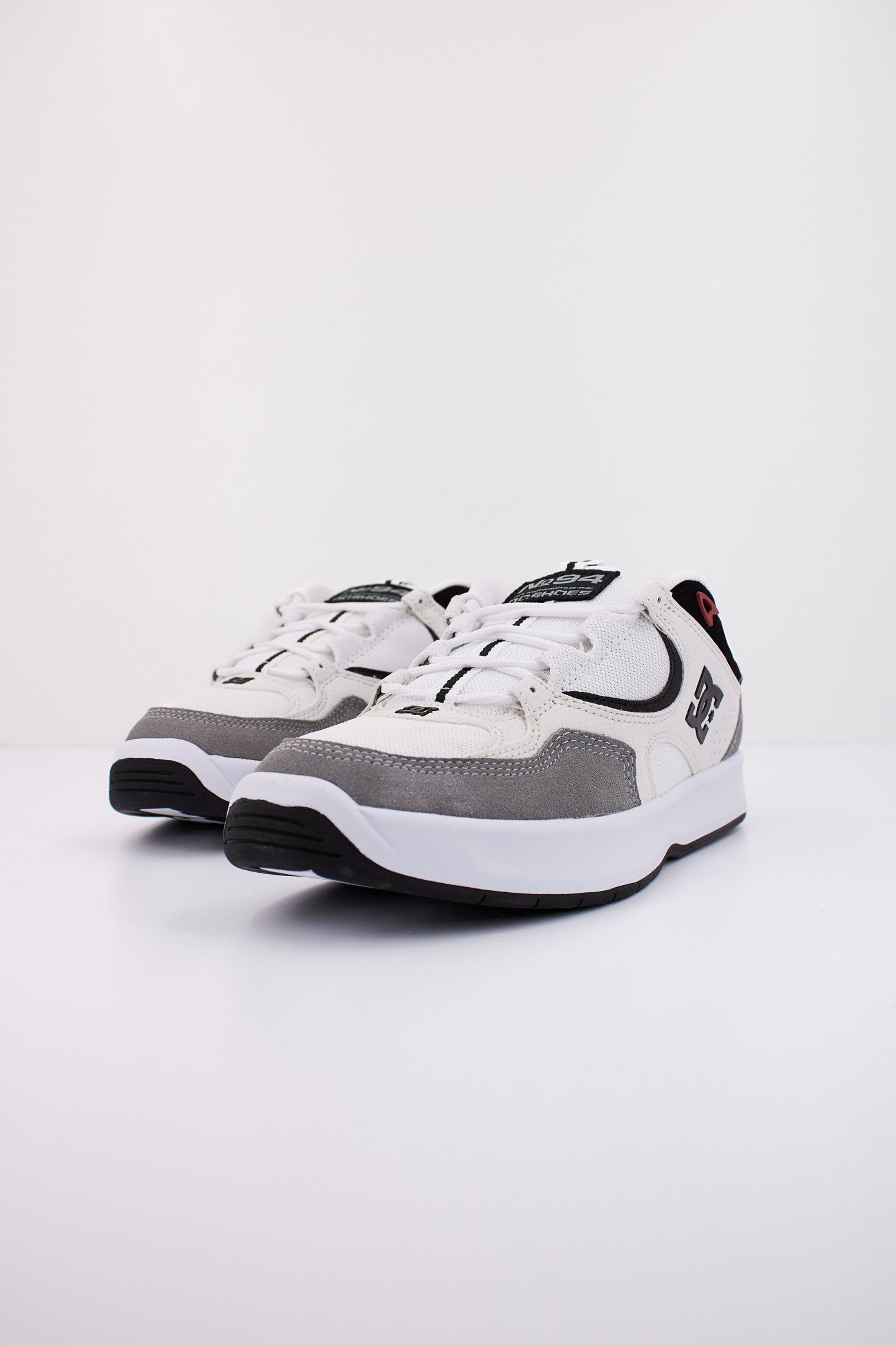 DC KALYNX ZERO SHOE en color BLANCO (2)