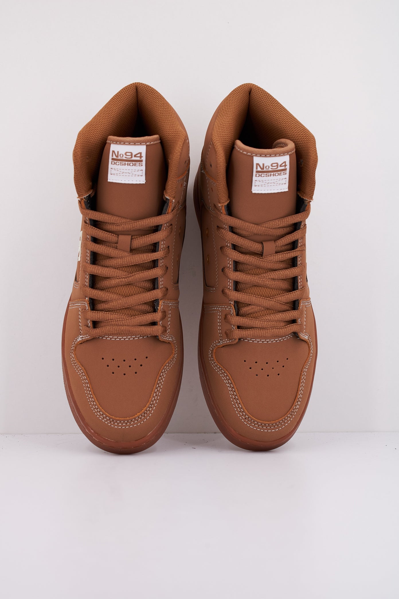 DC MANTECA HI LX en color MARRON CLARO (3)