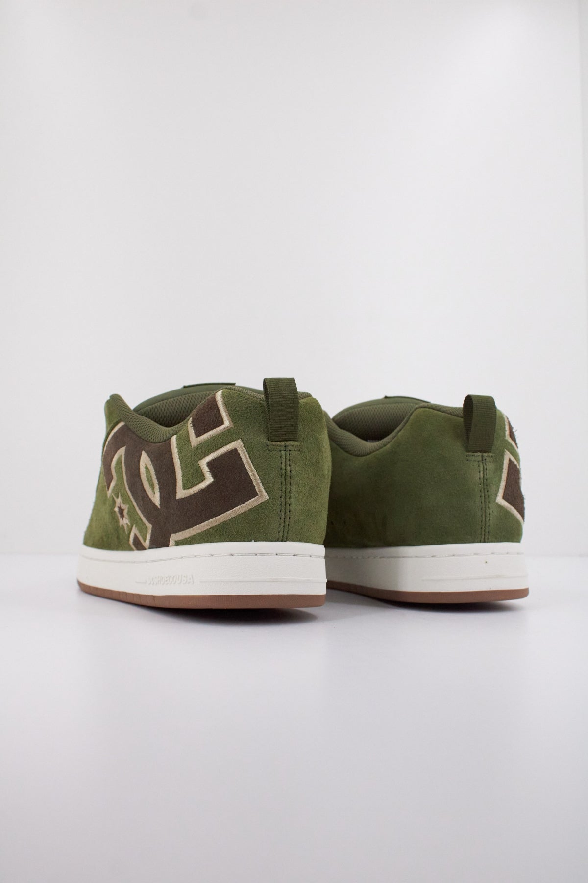 DC COURT GRAFFIK en color VERDE (4)