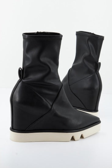 EQUITARE CAREB ORLEANS en color NEGRO (1)