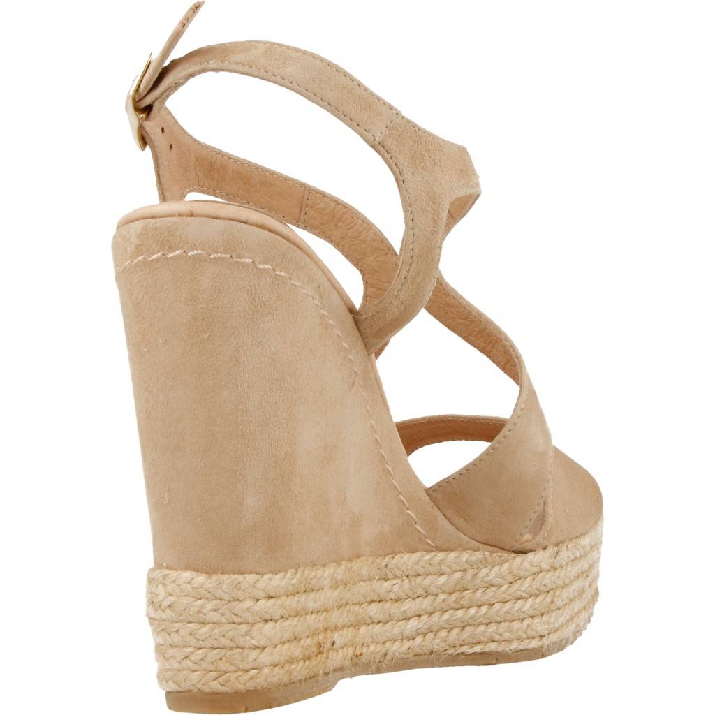 EQUITARE JONES en color MARRON CLARO (3)