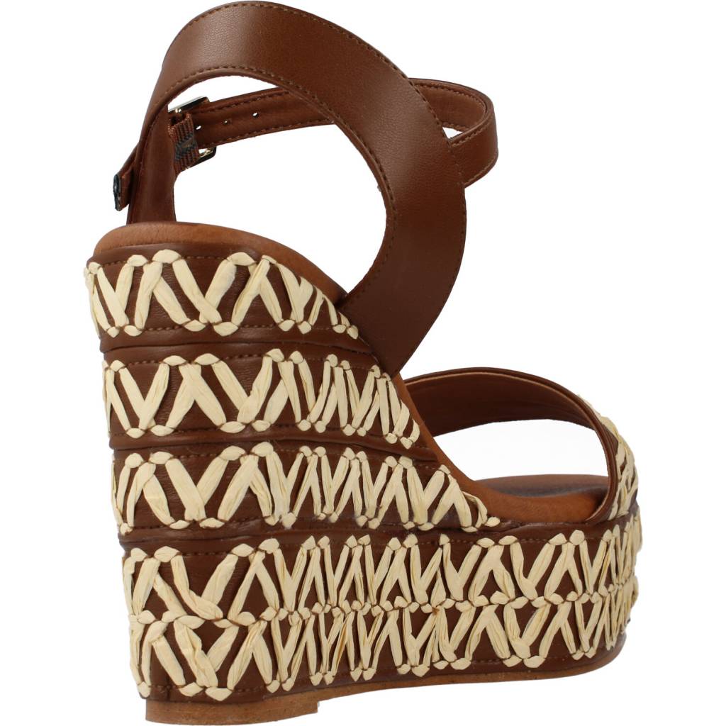 POPA KUTA TRIBO en color MARRON (3)