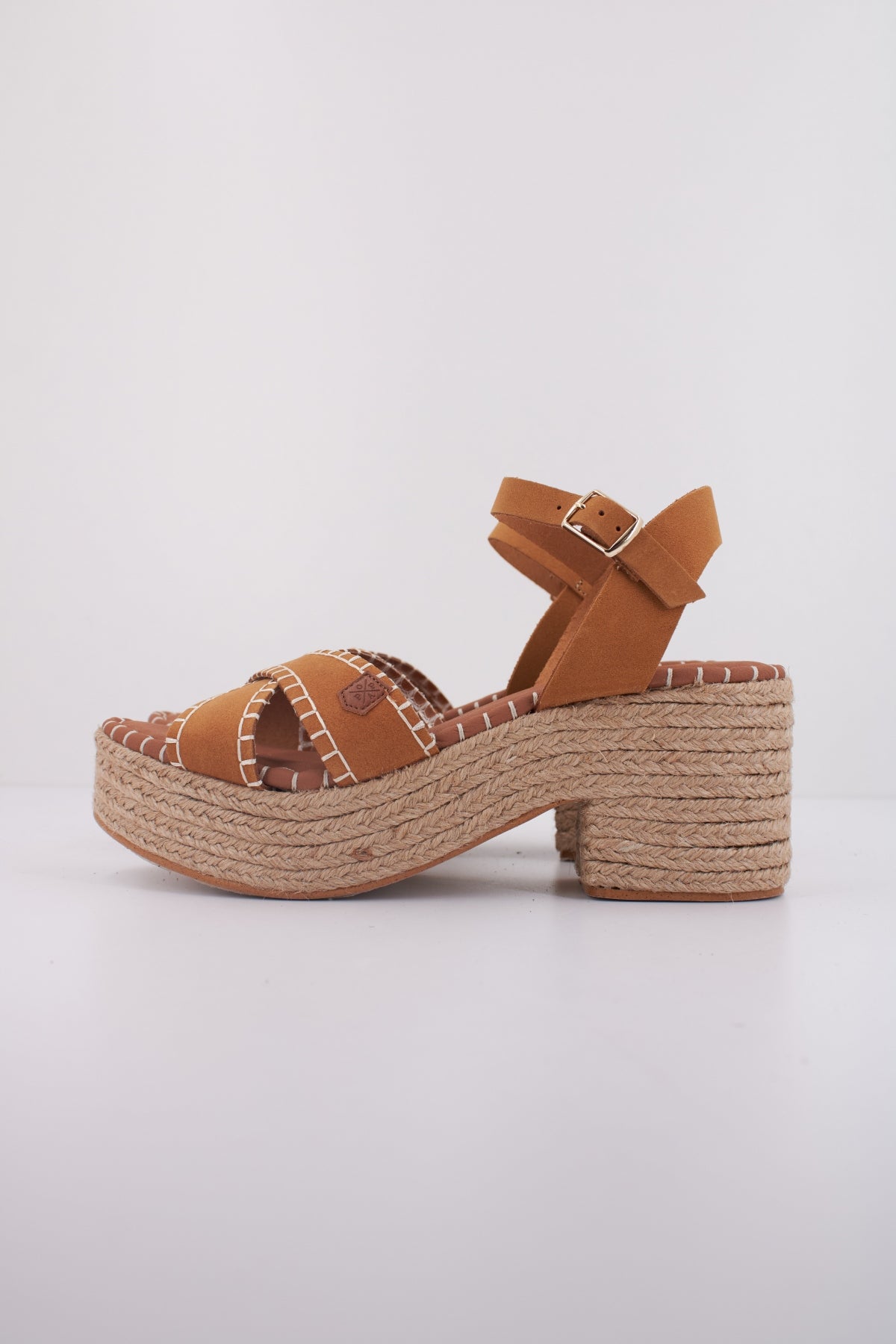 POPA CLIFTON en color MARRON (1)