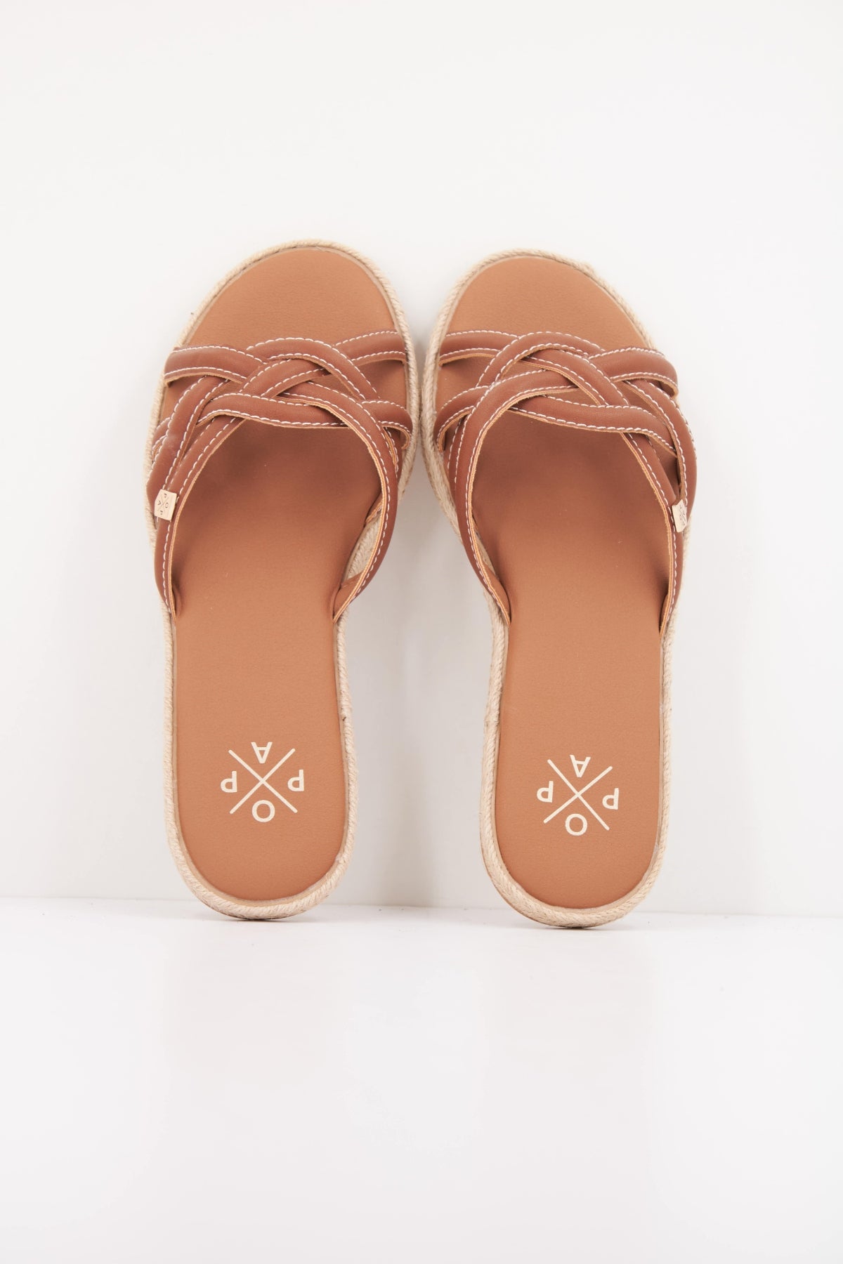 POPA SANDALIA SARAKI TIRAS en color MARRON (3)