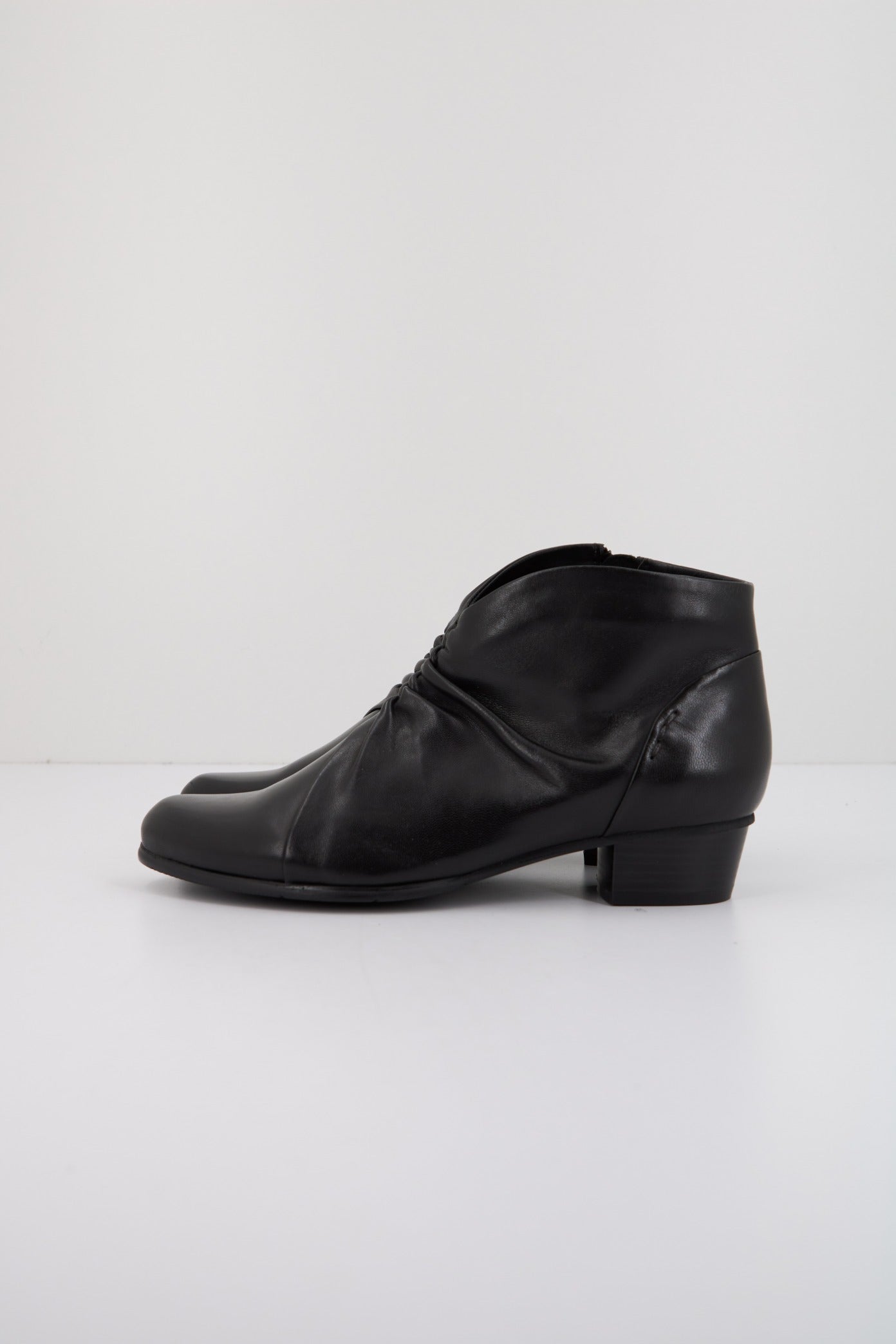 REGARDE LE CIEL STEFANY- en color NEGRO (1)