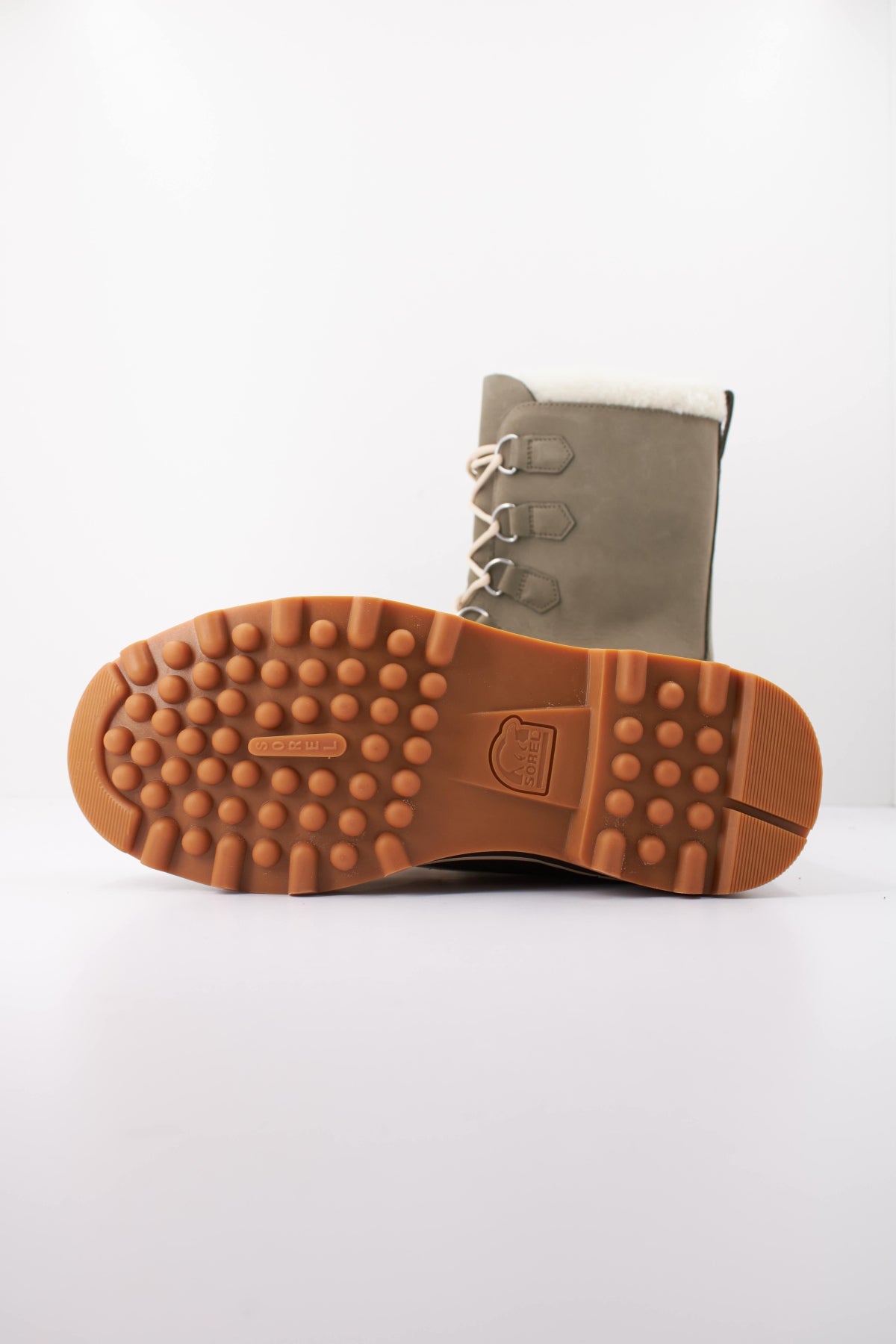SOREL CARIBOU en color VERDE (5)