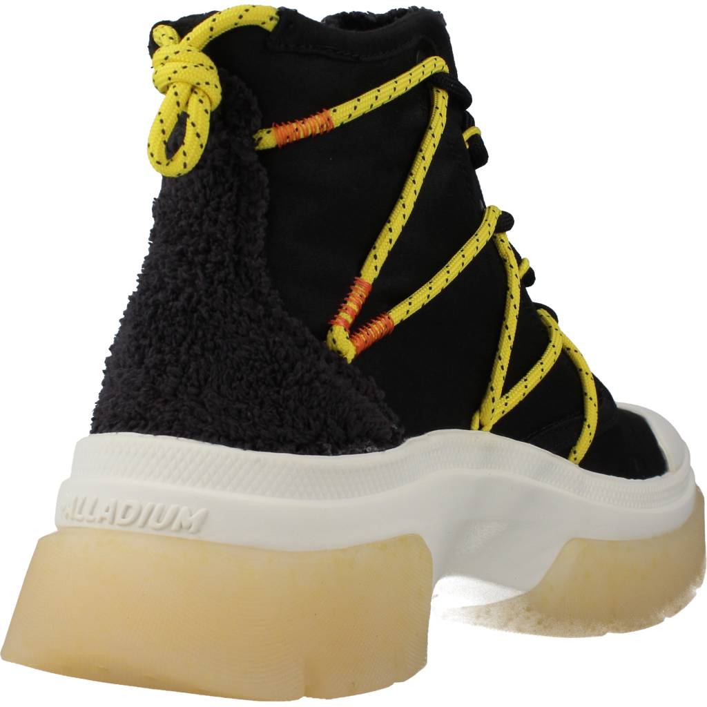 PALLADIUM LACE IT en color NEGRO (3)