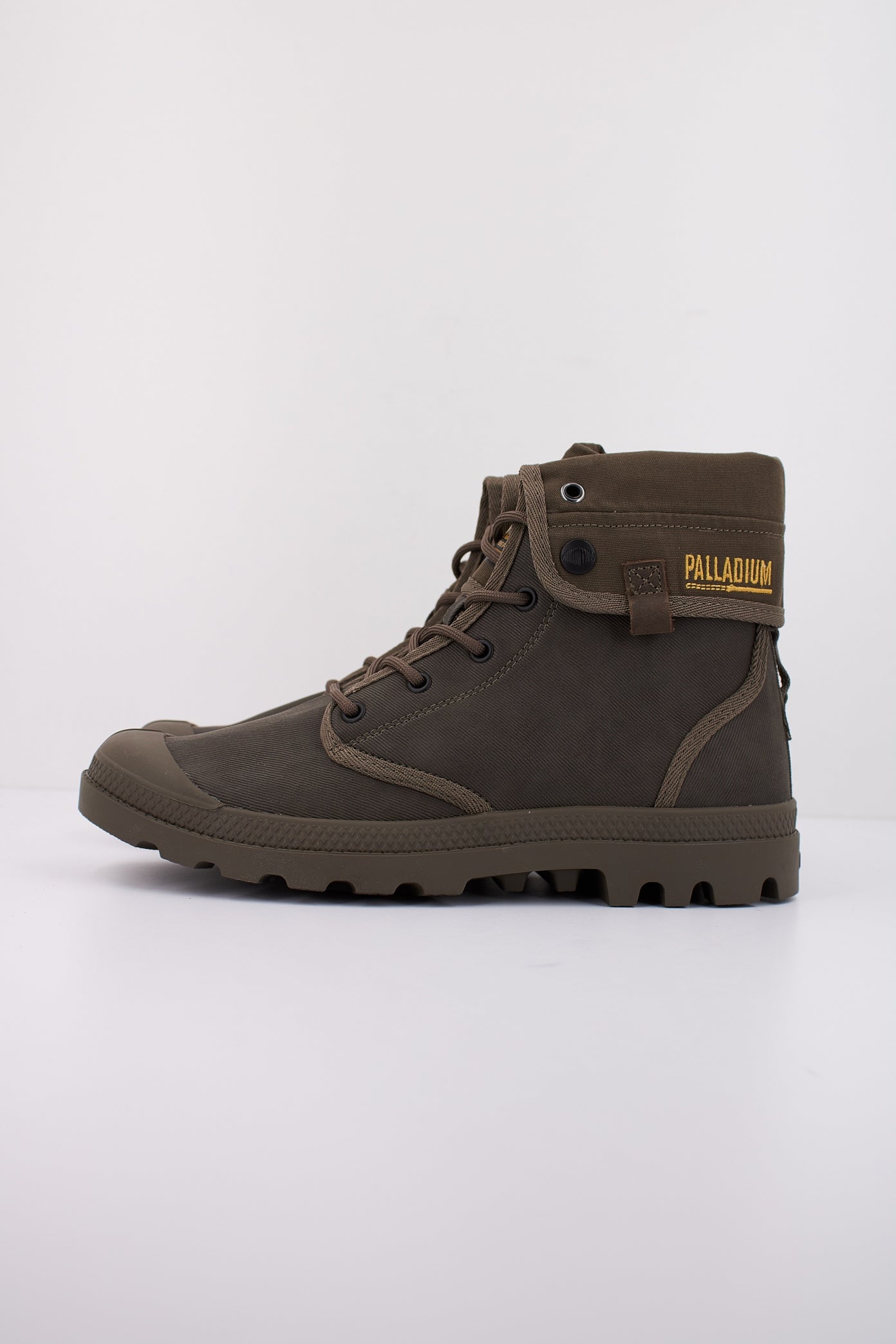PALLADIUM BAGGY COATED MAJOR en color MARRON (1)