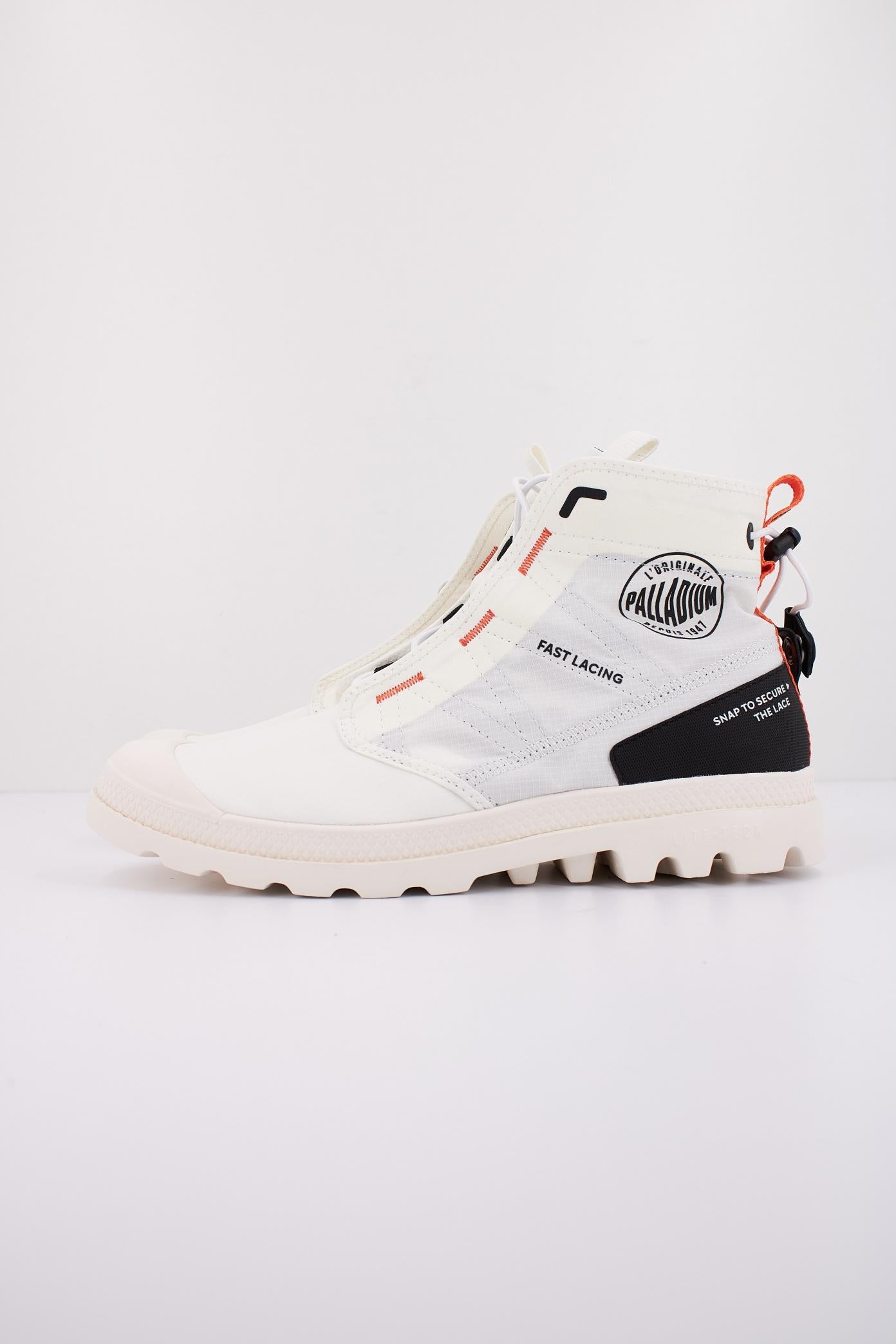 PALLADIUM PAMPA TRAVEL LITE R en color BLANCO (1)