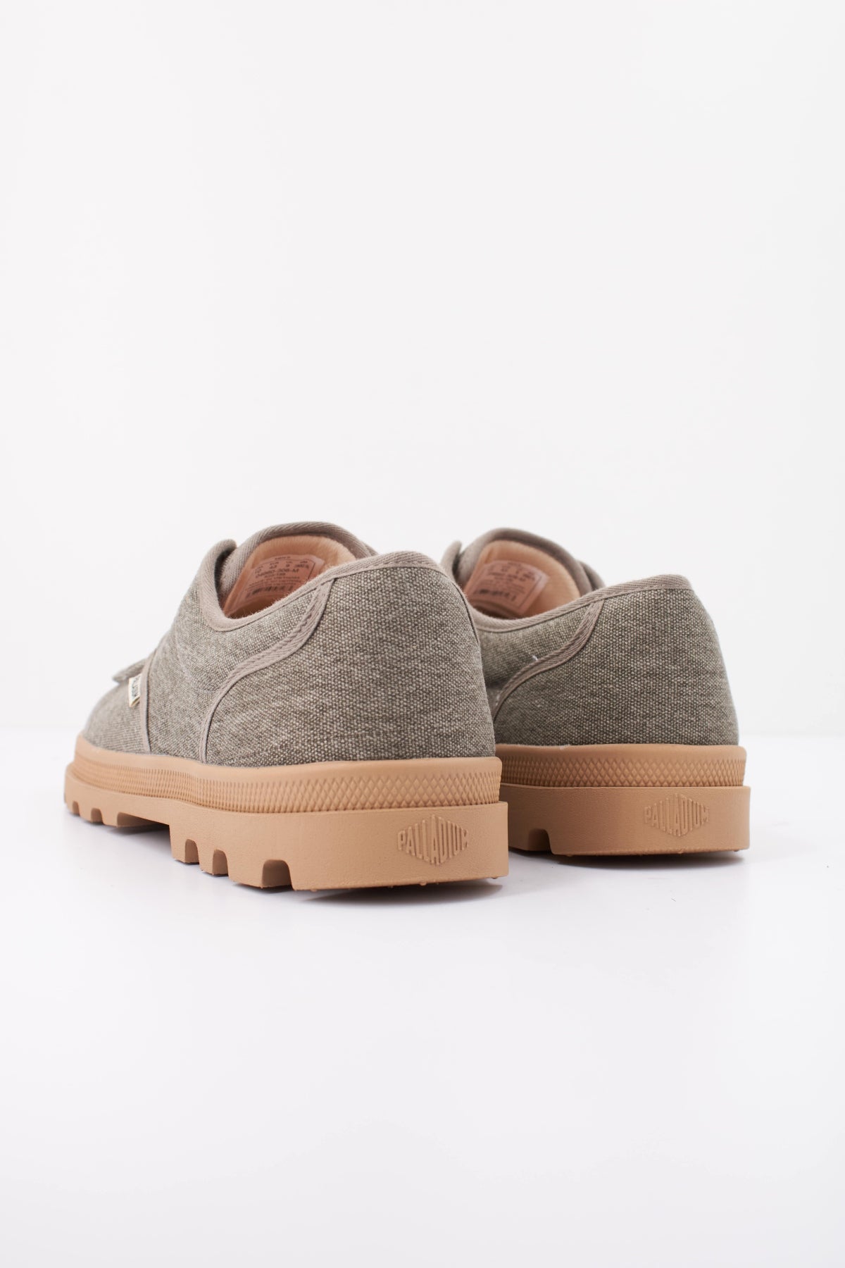 PALLADIUM DUNELITE MOC C en color GRIS (4)