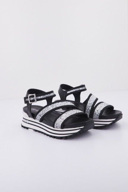 LIU-JO MAXI WONDER SAN en color NEGRO (2)