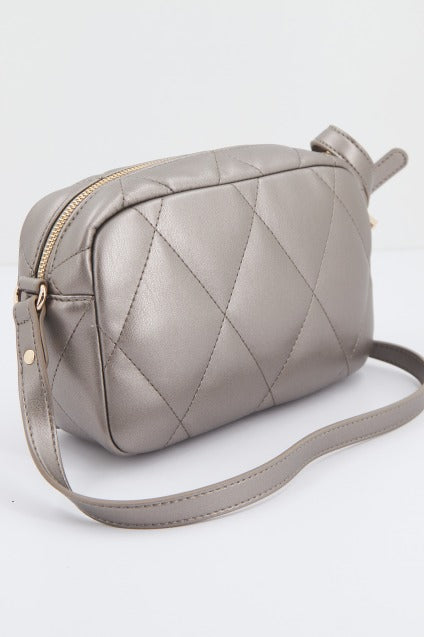 LIU-JO CAMERA CASE en color PLATA (2)