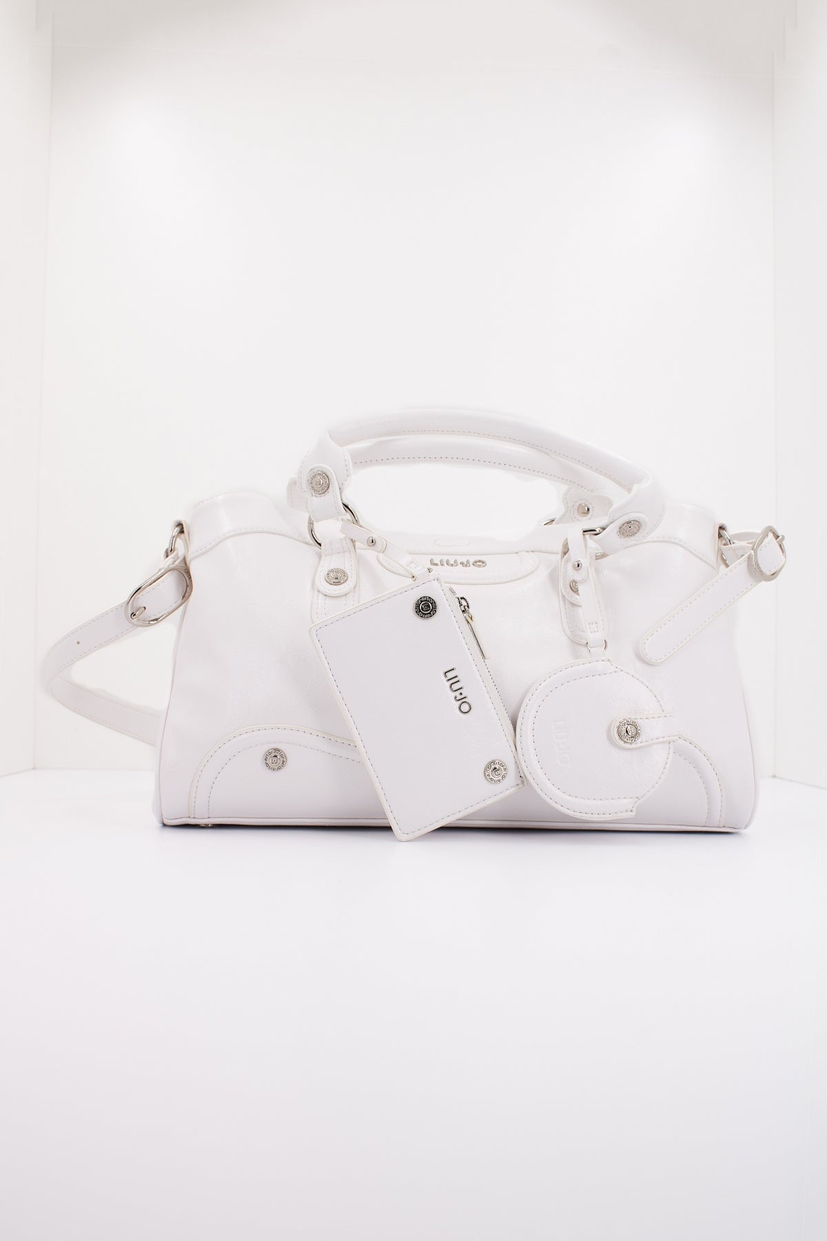 LIU-JO ECS M SATCHEL en color BLANCO (1)