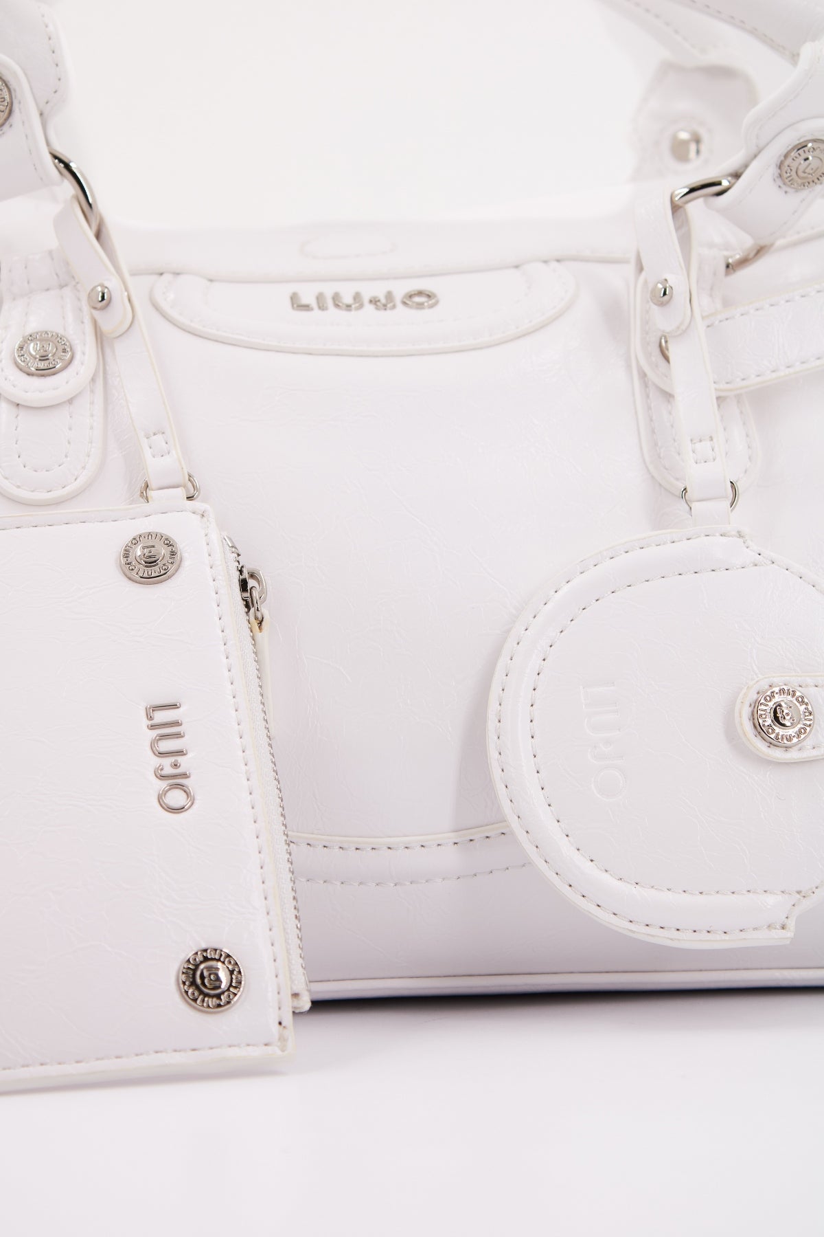 LIU-JO ECS M SATCHEL en color BLANCO (4)
