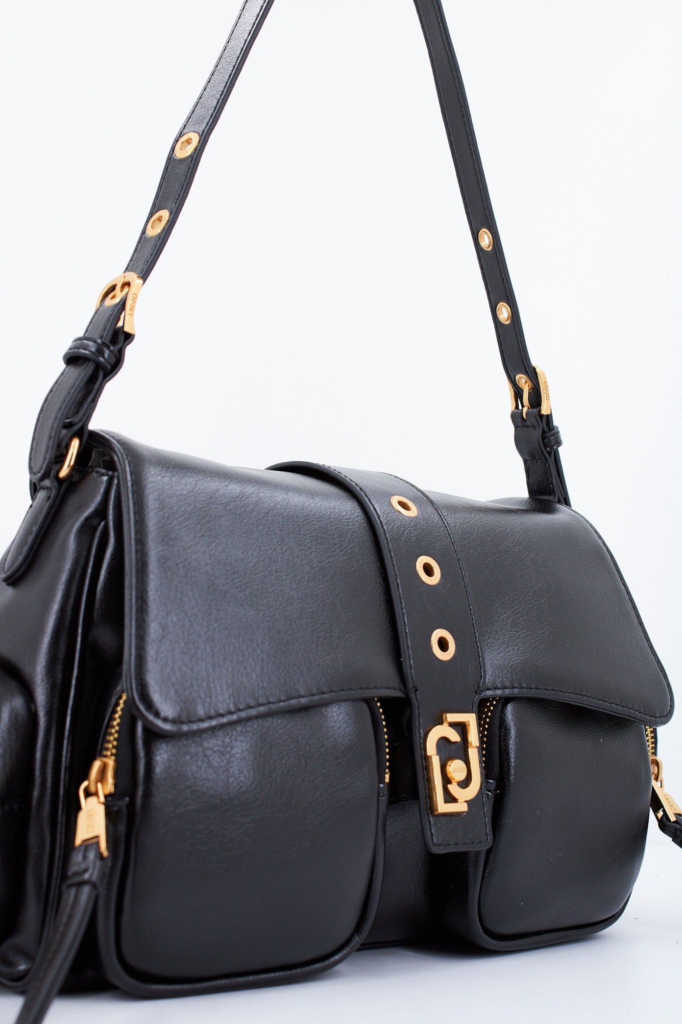 LIU-JO ECS M HOBO en color NEGRO (4)