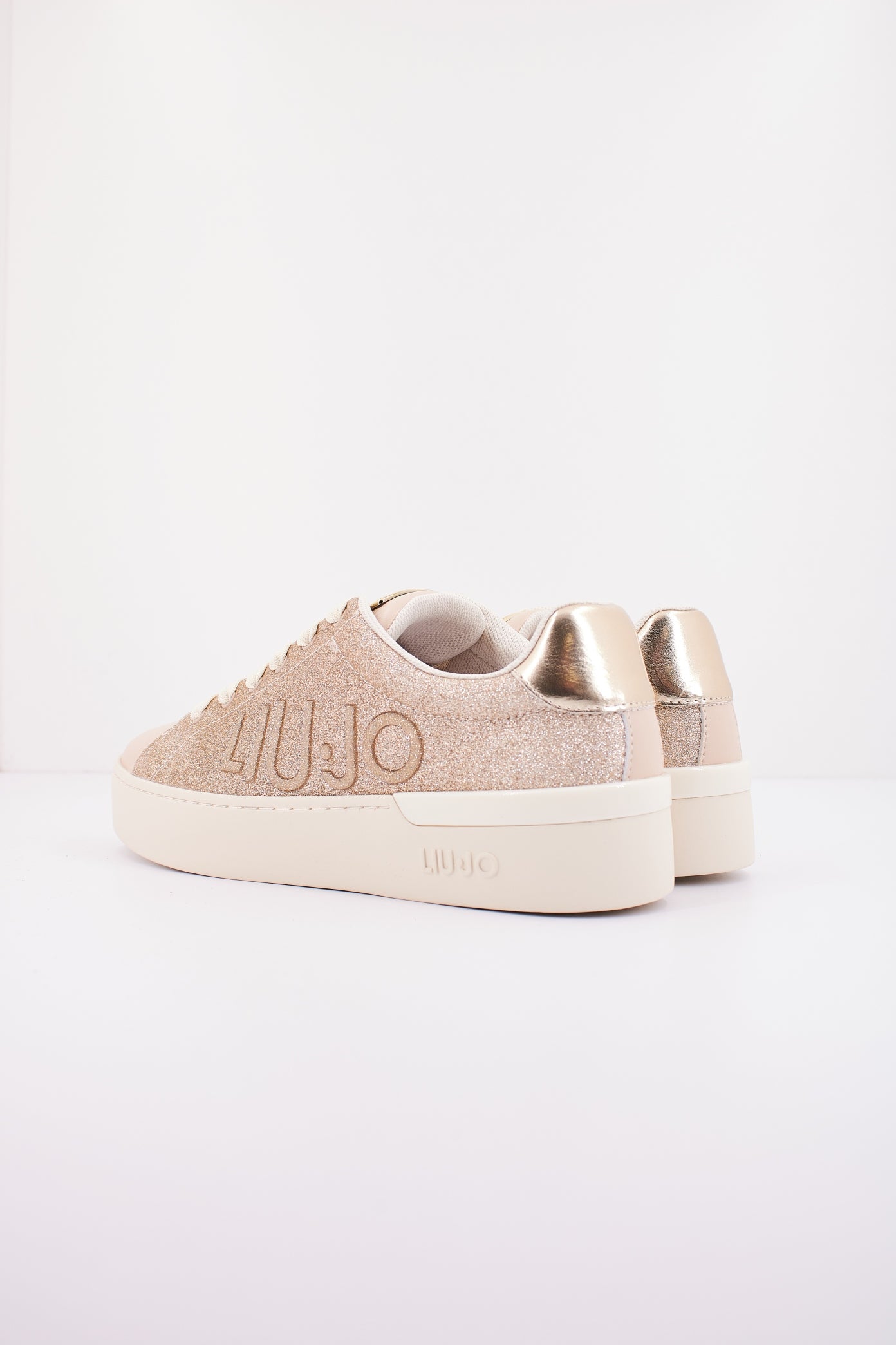 LIU-JO SILVIA - SNEAKER en color NUDE (3)