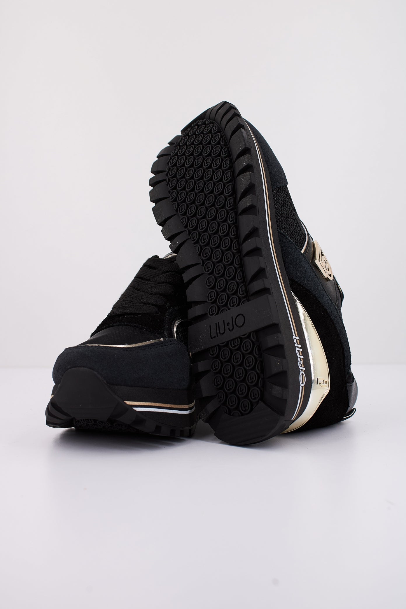 LIU-JO MAXI WONDER en color NEGRO (5)