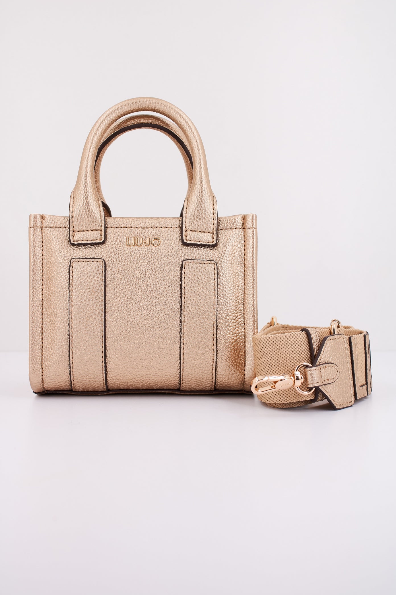 LIU-JO AF E en color ORO (1)