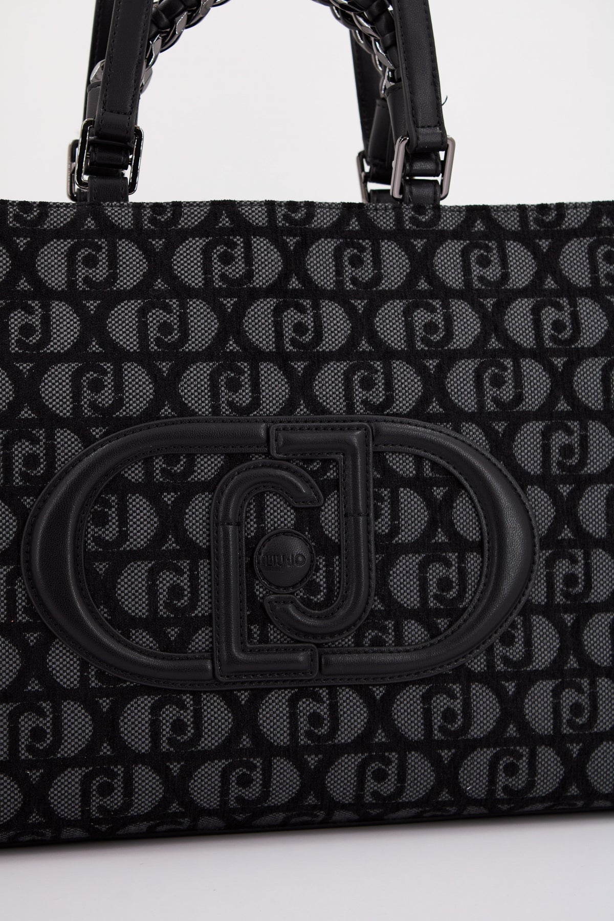 LIU-JO AF T en color NEGRO (4)