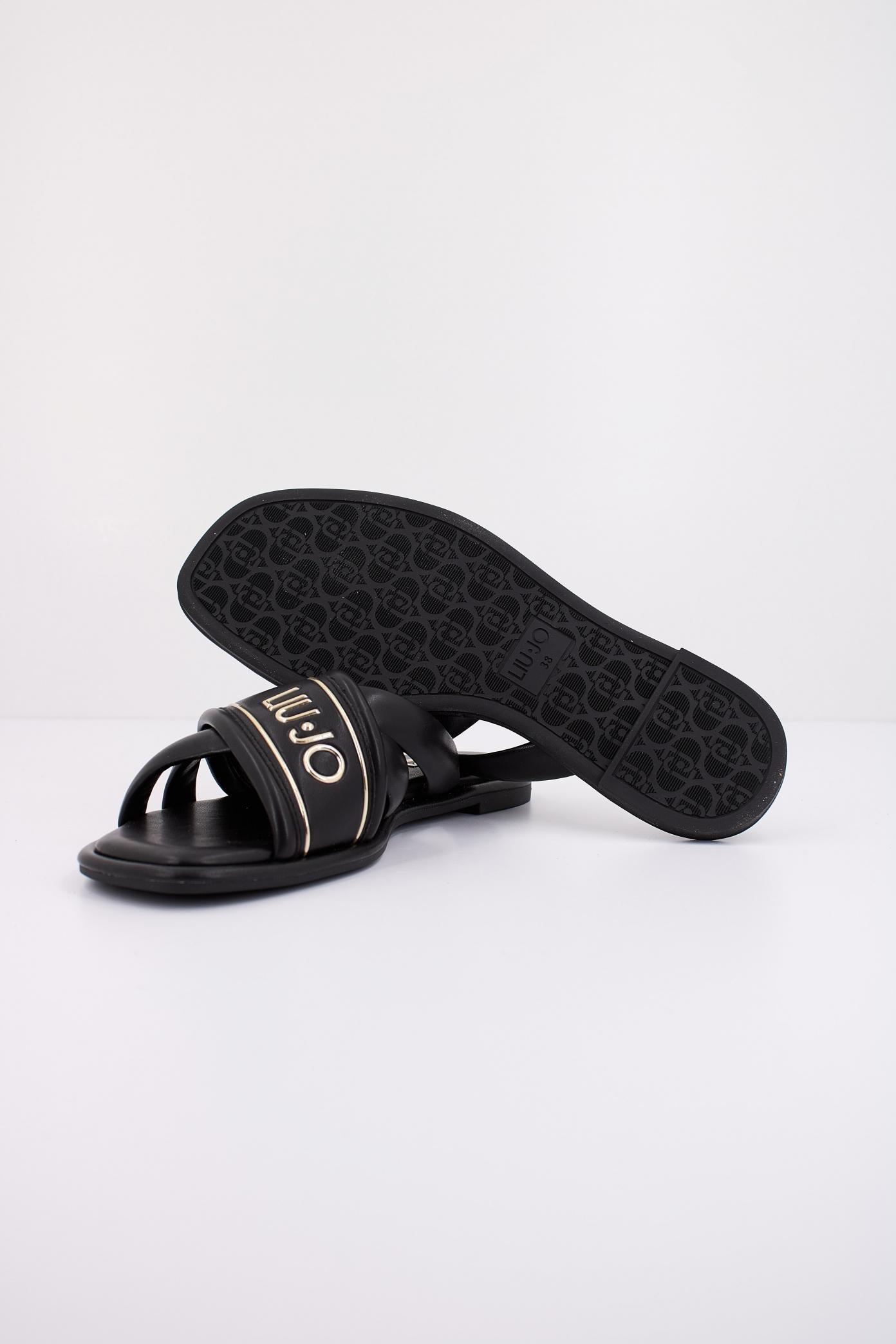LIU-JO EX IRENE SLIPPER en color NEGRO (5)