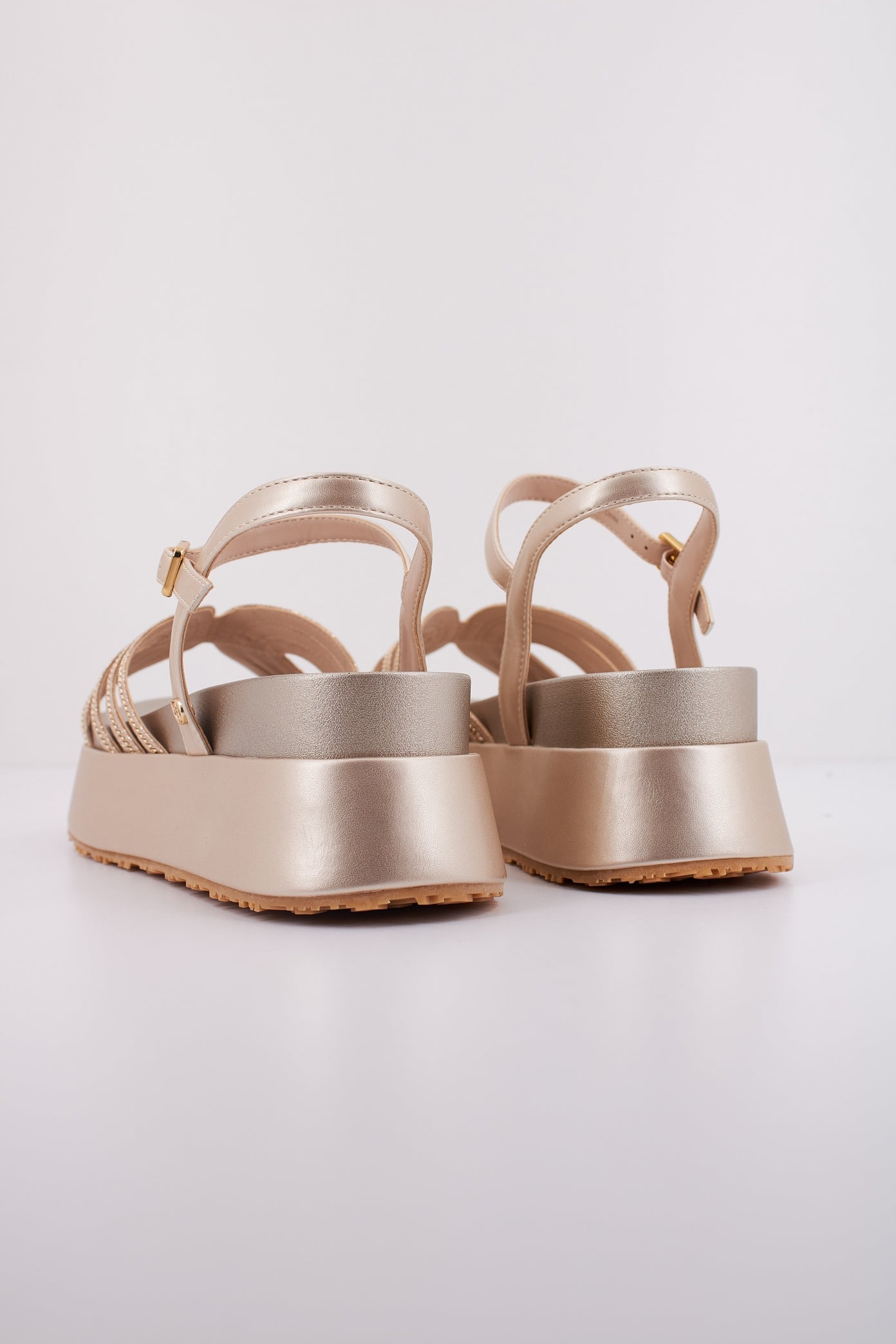 LIU-JO FRIDA en color ORO (4)