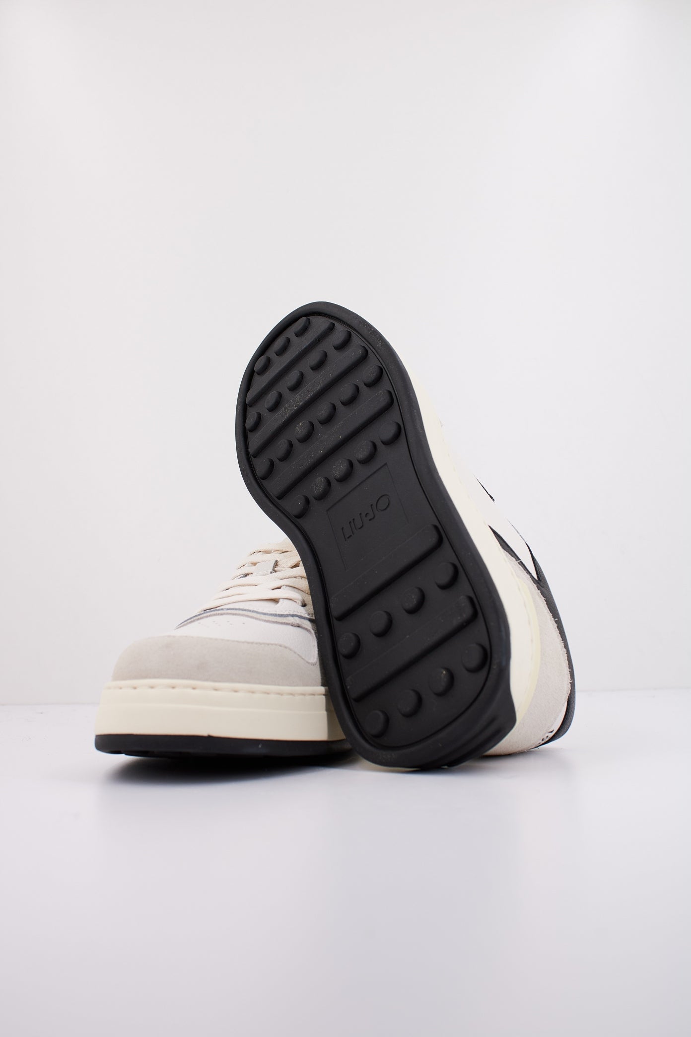 LIU-JO SUDE LEATH en color BLANCO (5)