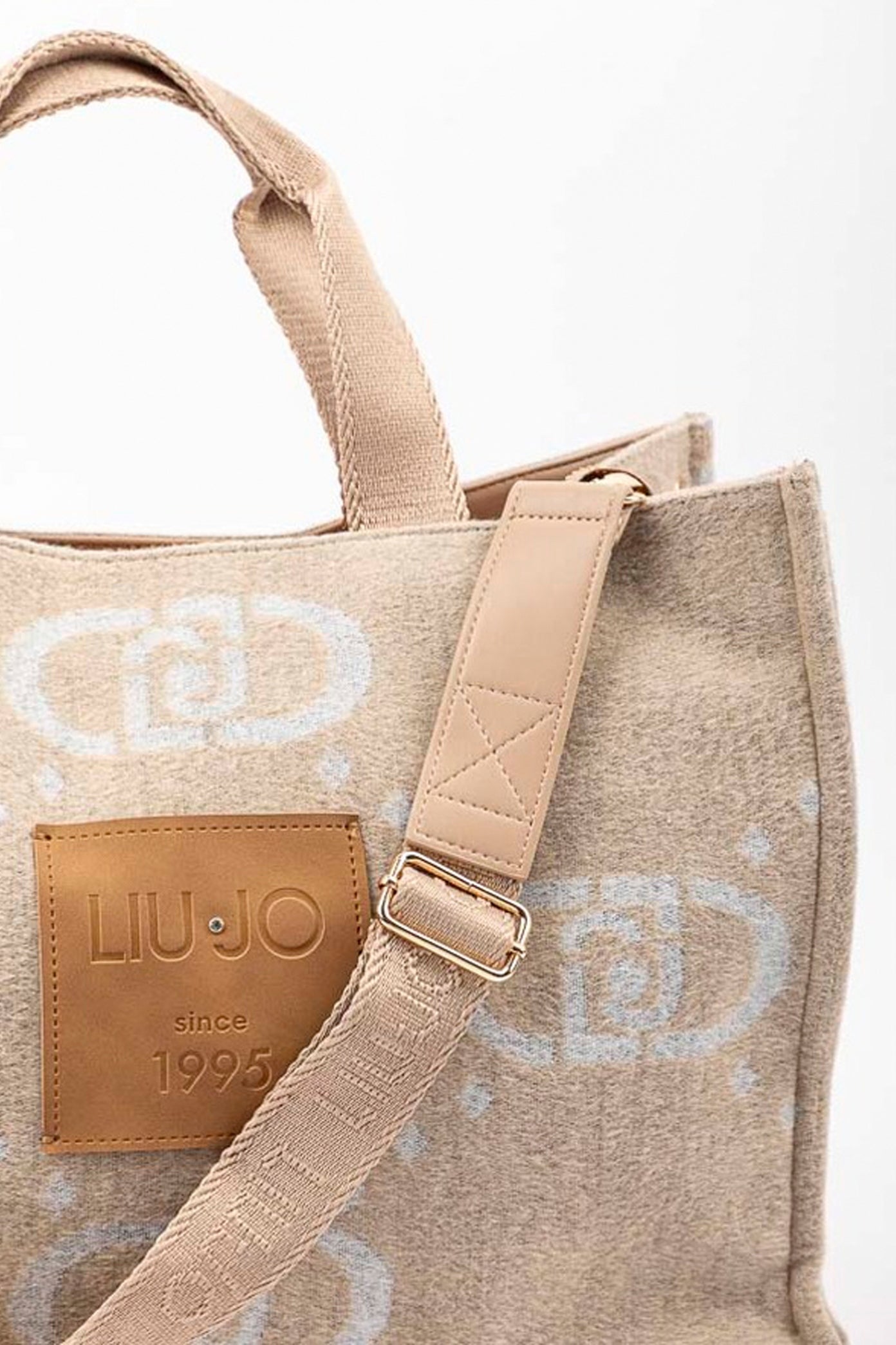LIU-JO F en color BEIS (3)