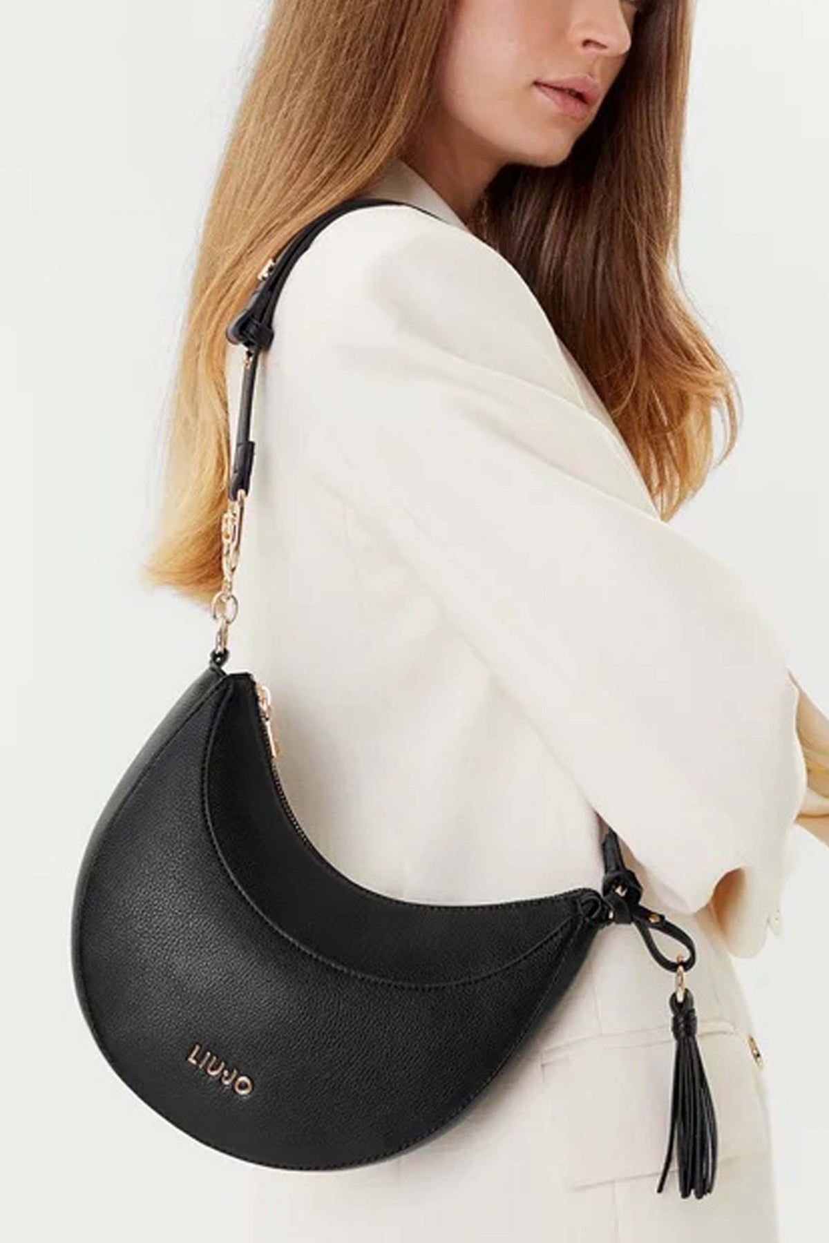LIU-JO M HOBO CIRRY en color NEGRO (4)