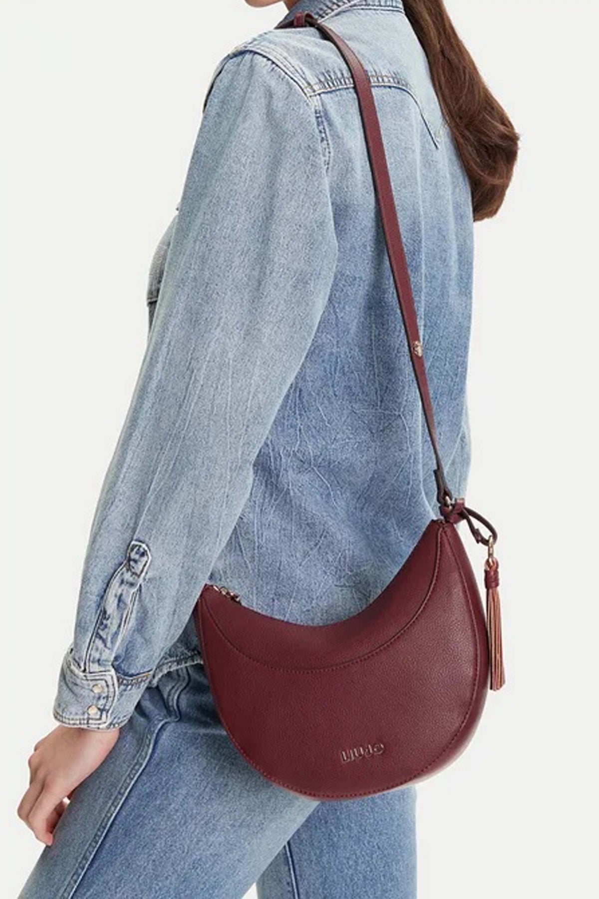 LIU-JO M HOBO CIRRY en color BURDEOS (4)