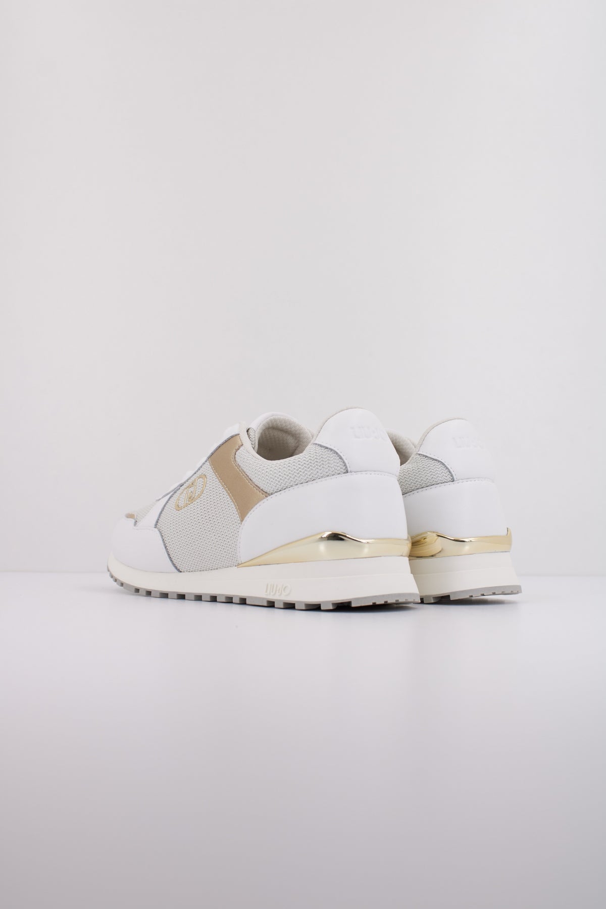 LIU-JO MAXI WONDER LOW en color BLANCO (4)
