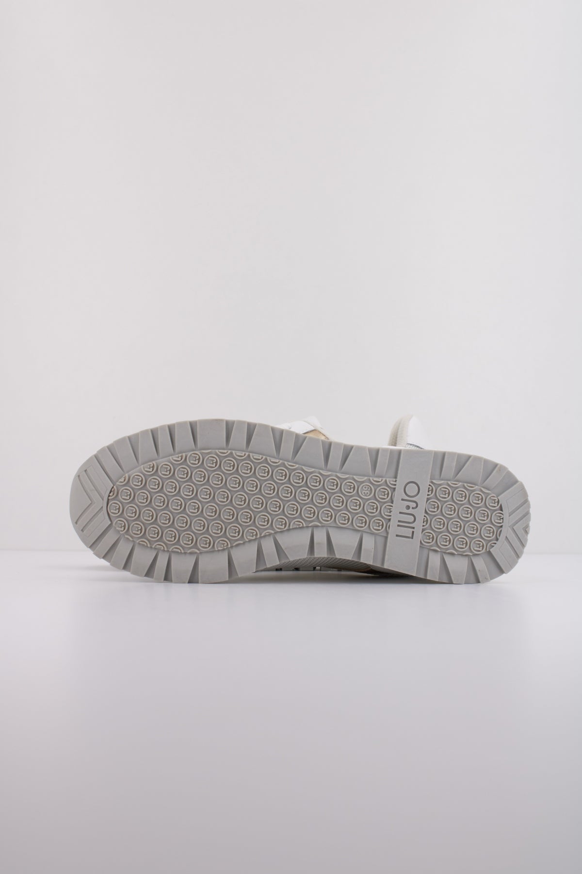 LIU-JO MAXI WONDER LOW en color BLANCO (5)