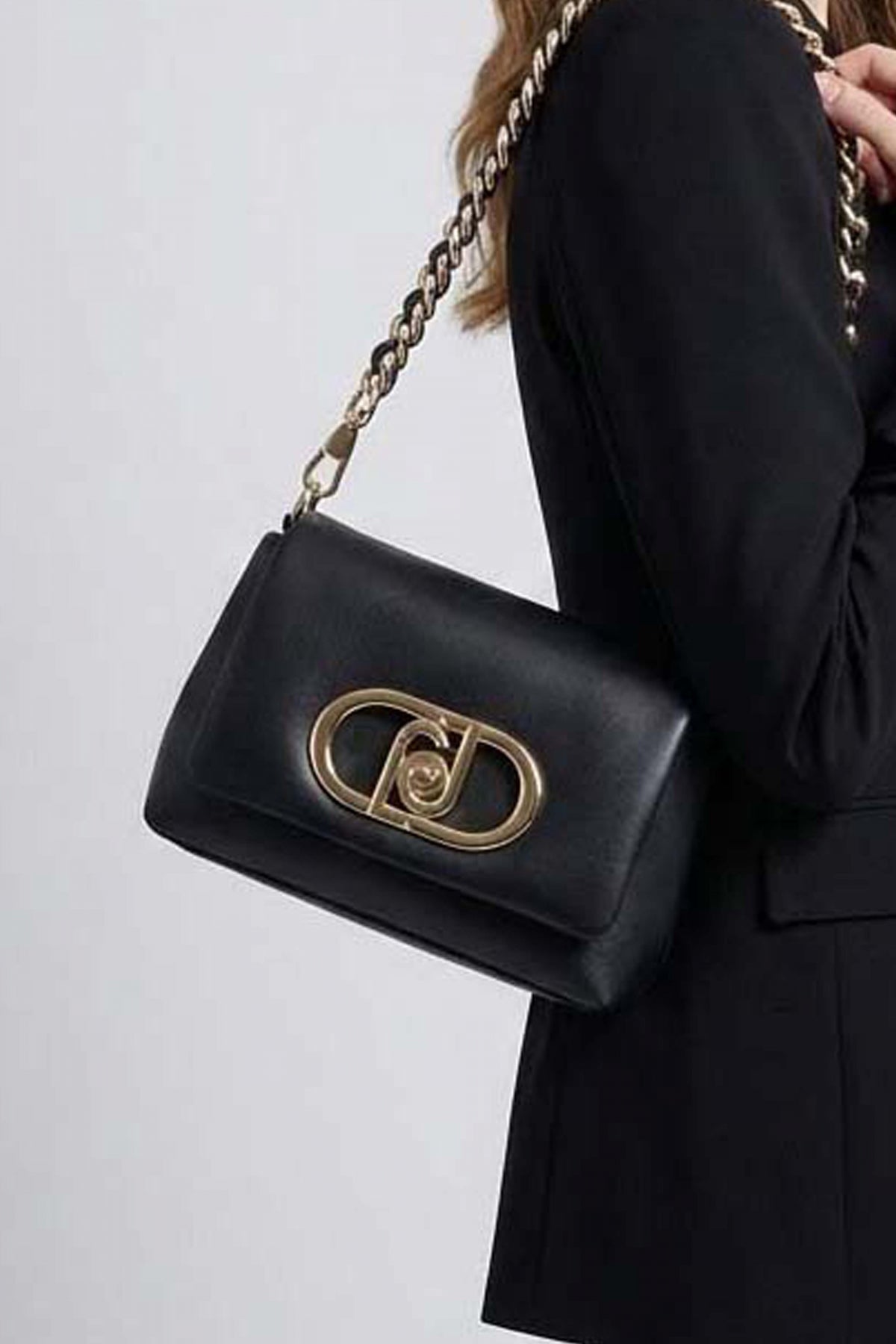 LIU-JO S CROSSBODY en color NEGRO (2)