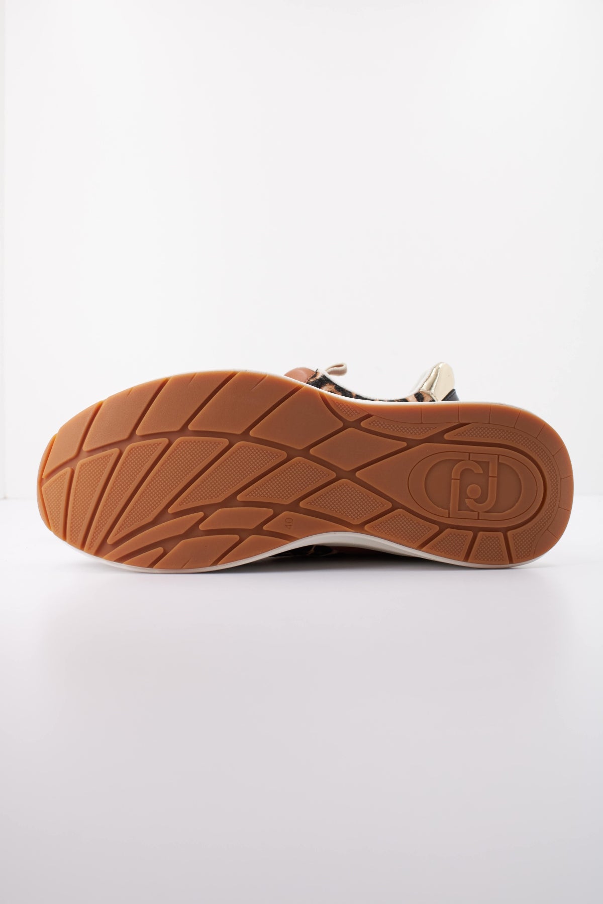 LIU-JO BF TX DEPORTIVO STARDUST en color ANIMAL PRINT (5)