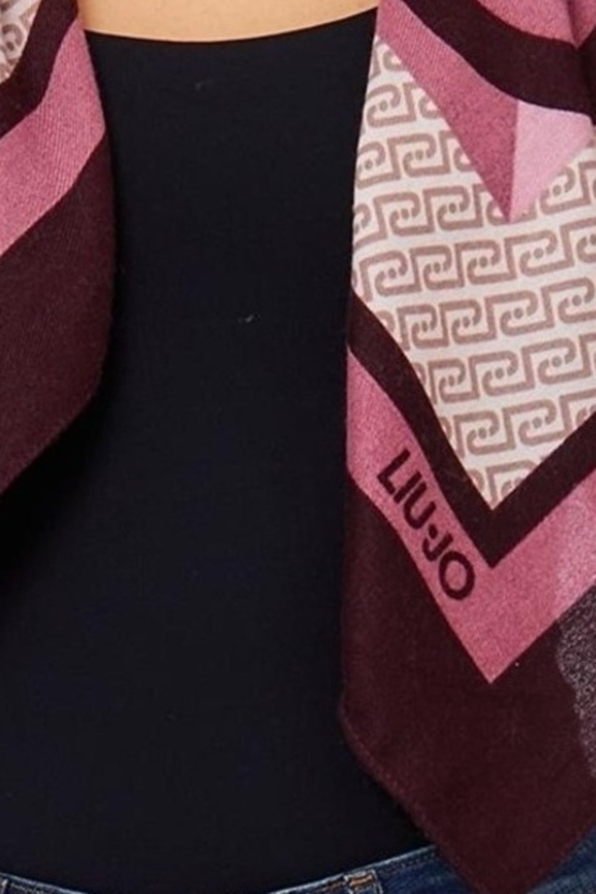 LIU-JO F T FOULARD PORTALOGO en color ROSA (3)