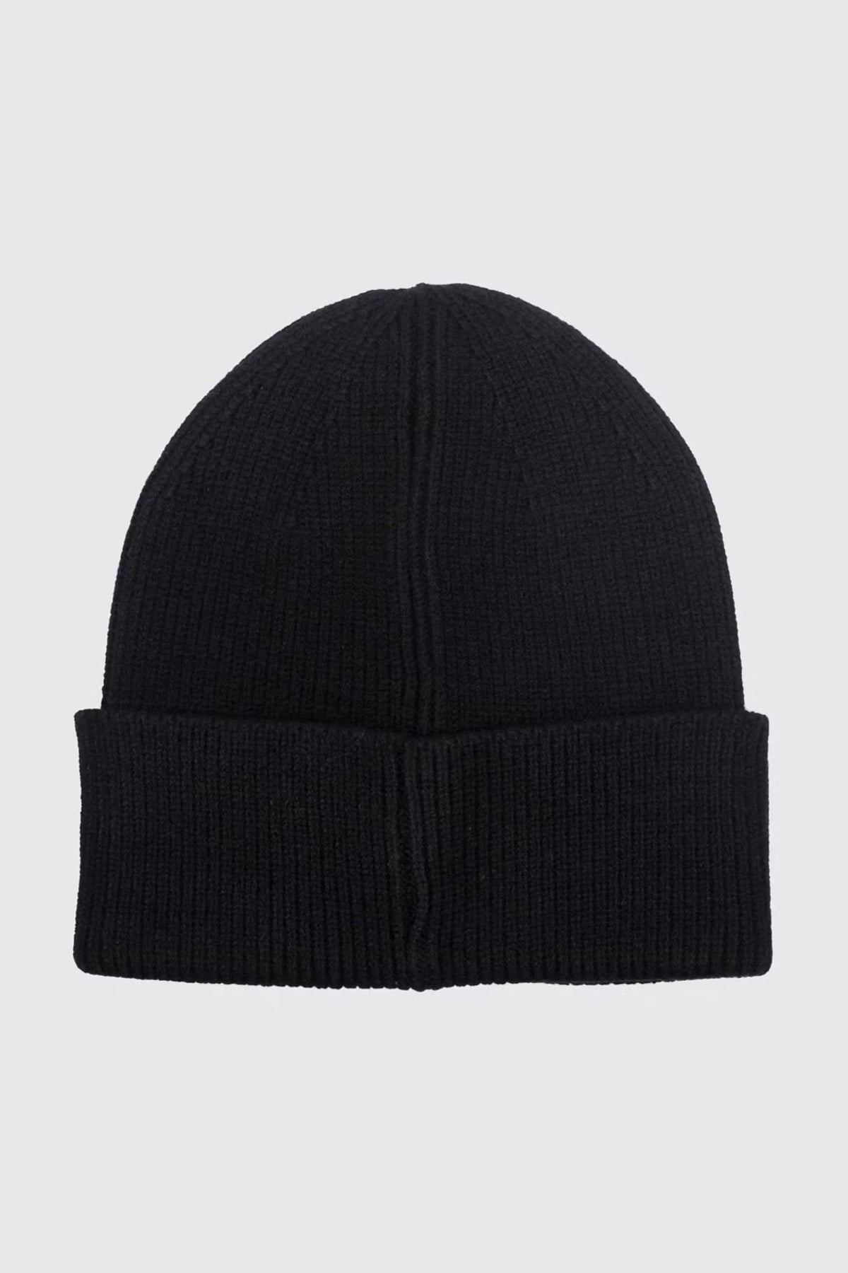LIU-JO F MAS BEANIE CON LOGO STRASS en color NEGRO (2)