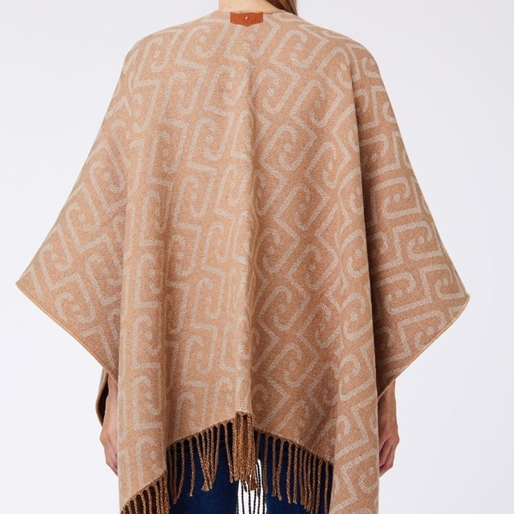 LIU-JO F T PONCHO DOUBLE NEW LOGO en color MARRON CLARO (5)