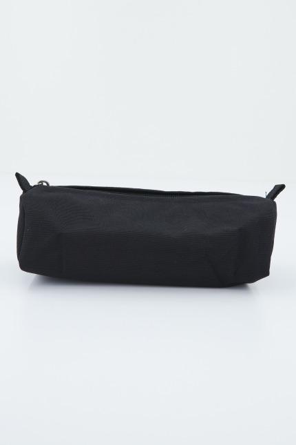 EASTPAK BENCHMARK SINGLE en color NEGRO (3)
