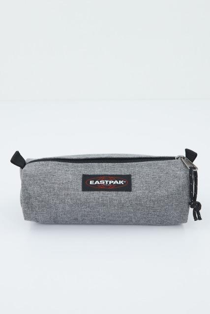 EASTPAK BENCHMARK SINGLE en color GRIS (1)