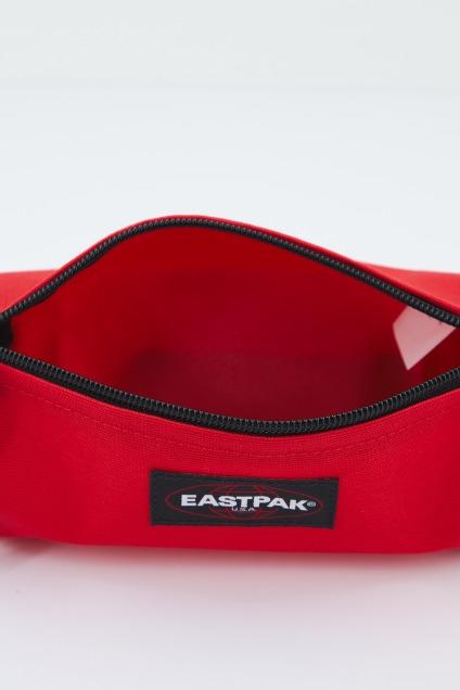 EASTPAK BENCHMARK SINGLE en color ROJO (4)