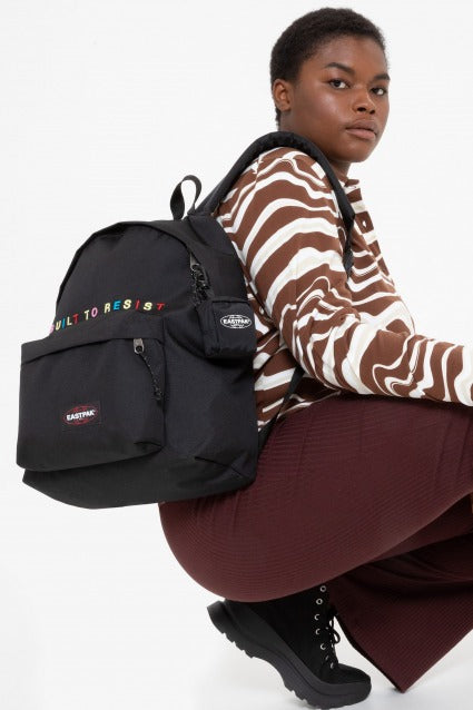 EASTPAK PADDED PAK'R en color NEGRO (2)