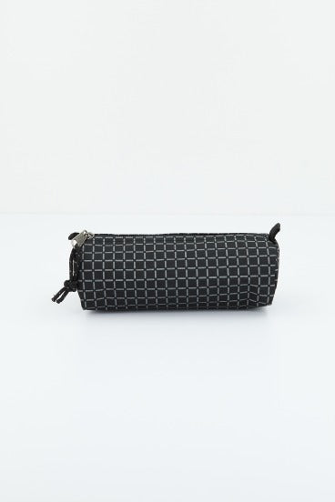 EASTPAK BENCHMARK SINGLE en color GRIS (3)
