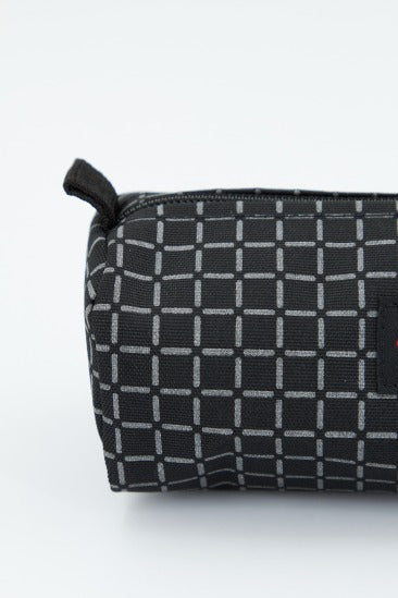 EASTPAK BENCHMARK SINGLE en color GRIS (4)