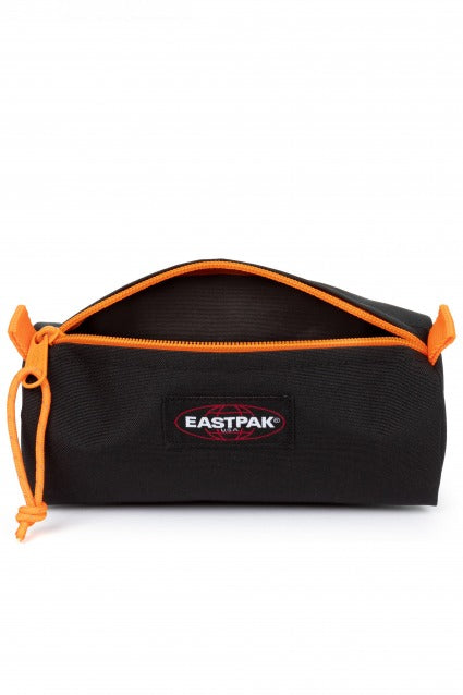 EASTPAK EKA BENCHMARK SINGLE en color NEGRO (3)