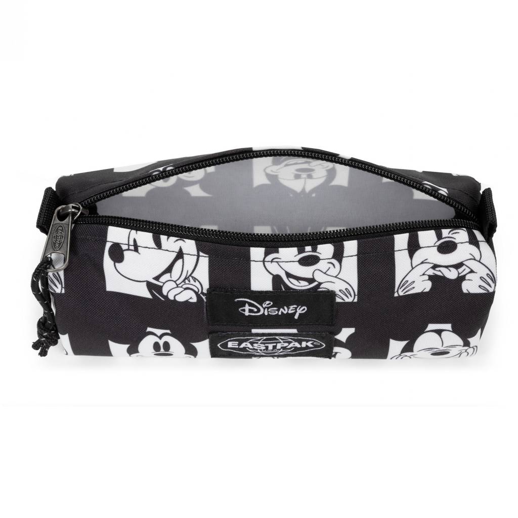 EASTPAK BENCHMARK SINGLE en color NEGRO (6)