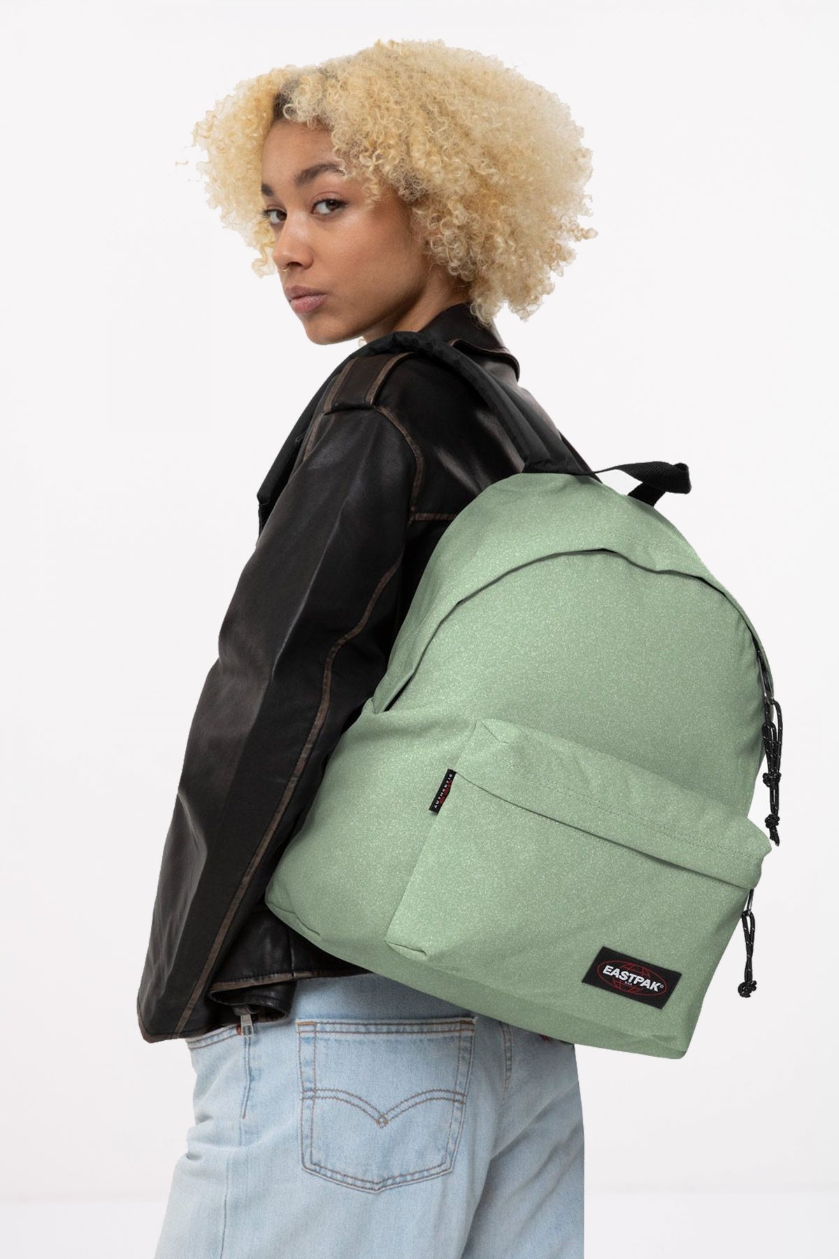 EASTPAK PADDED PAK'R FROSTY en color VERDE (4)