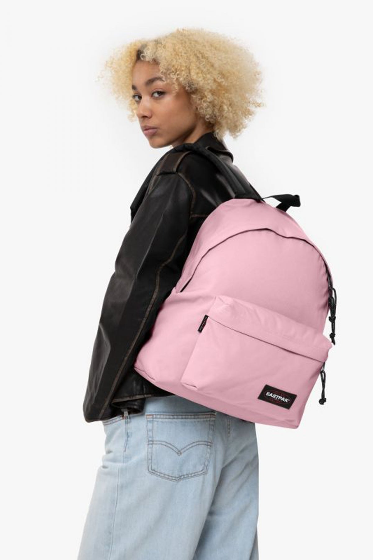 EASTPAK OUT OF OFFICE FAIRY en color ROSA (4)